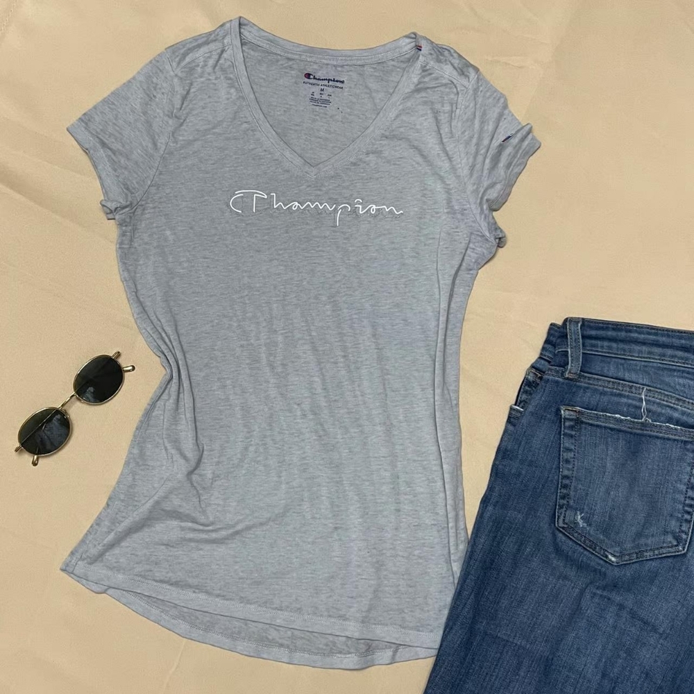 CHAMPION Grey V-Neck Tee